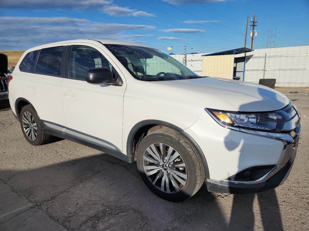 2019 Mitsubishi Outlander Es - Фото 4