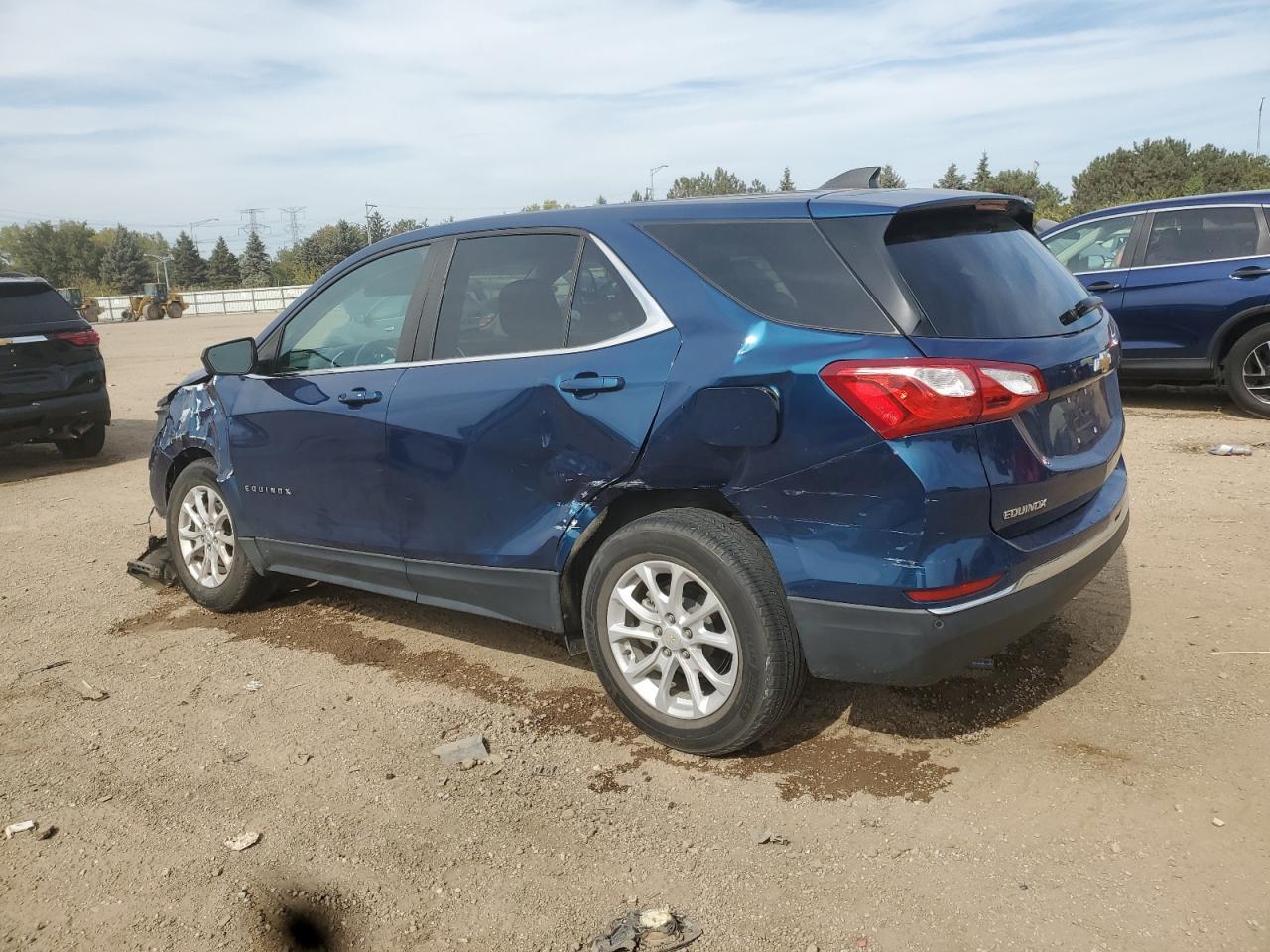 2021 Chevrolet Equinox Lt - Image 2
