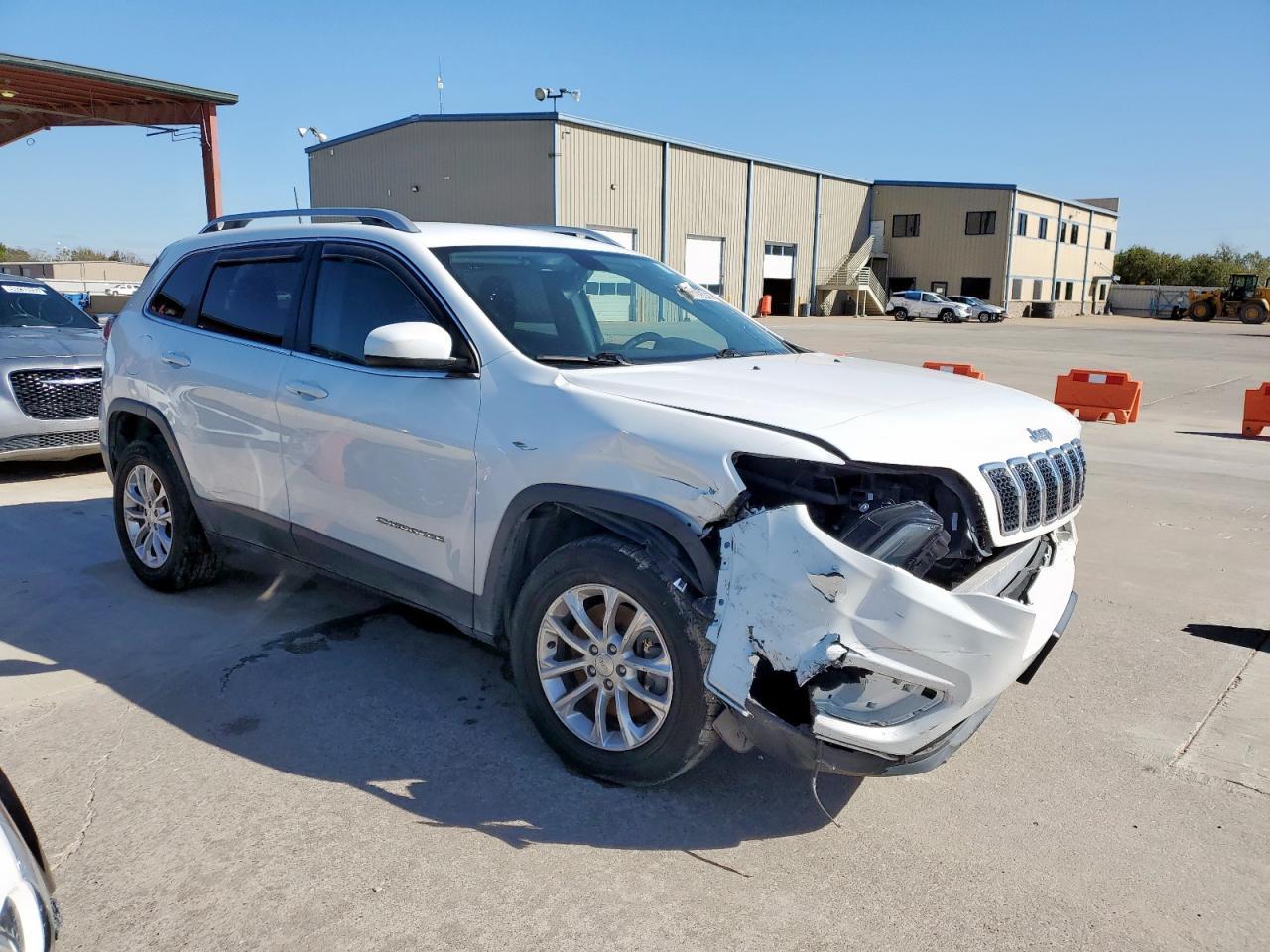 2019 Jeep Cherokee Latitude - Image 4