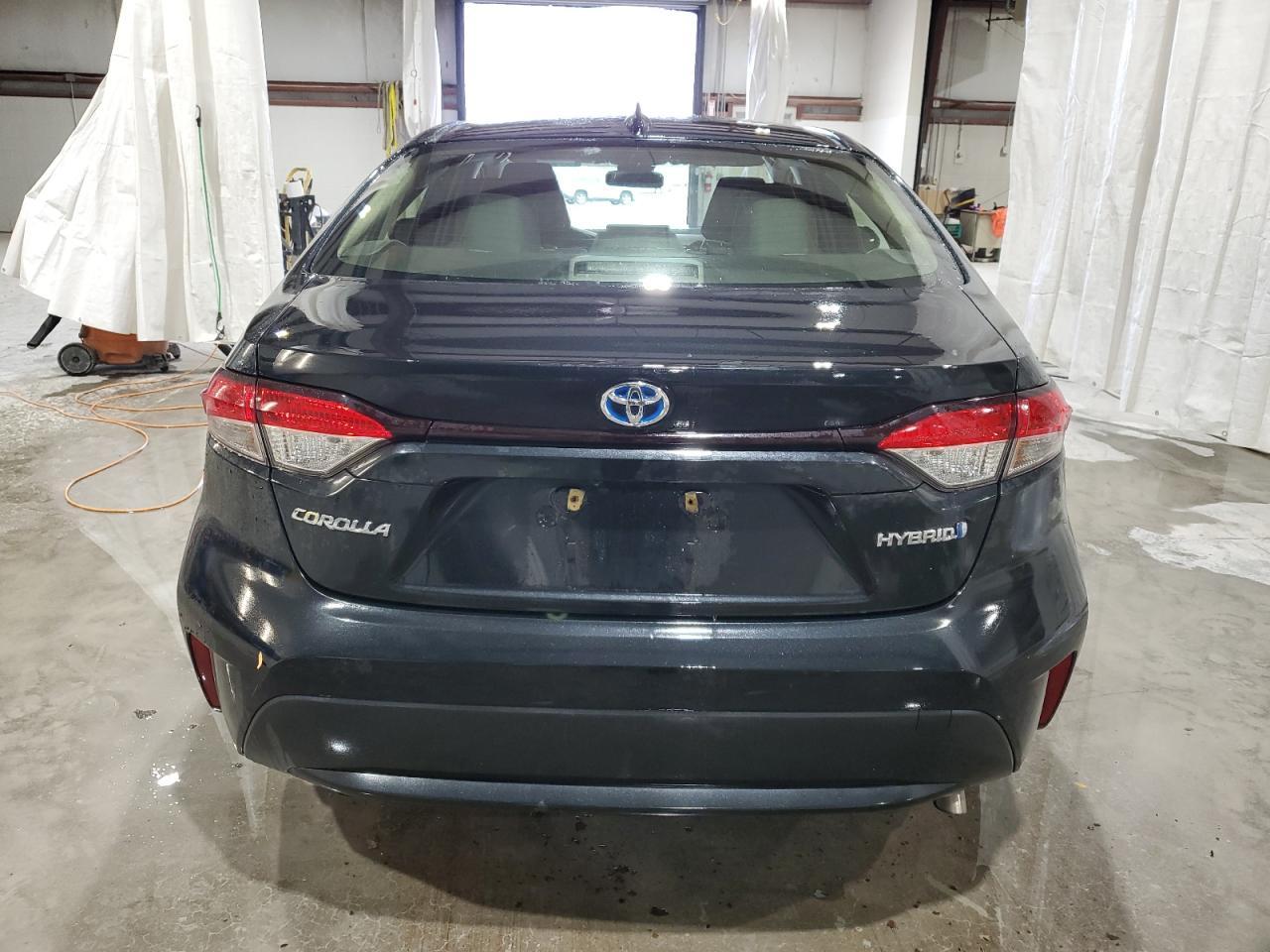 2022 Toyota Corolla Le - Image 6