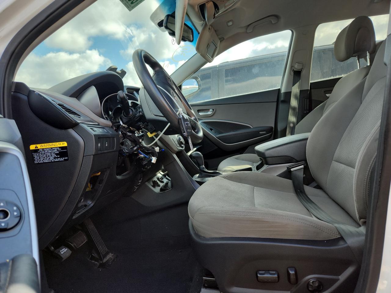 2016 Hyundai Santa Fe Sport - Image 7