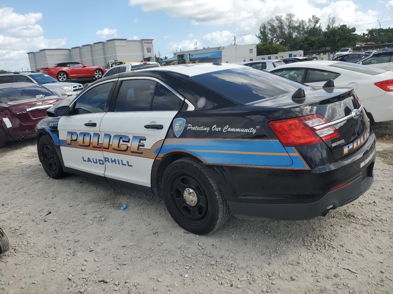 2018 Ford Taurus Police Interceptor - Image 2