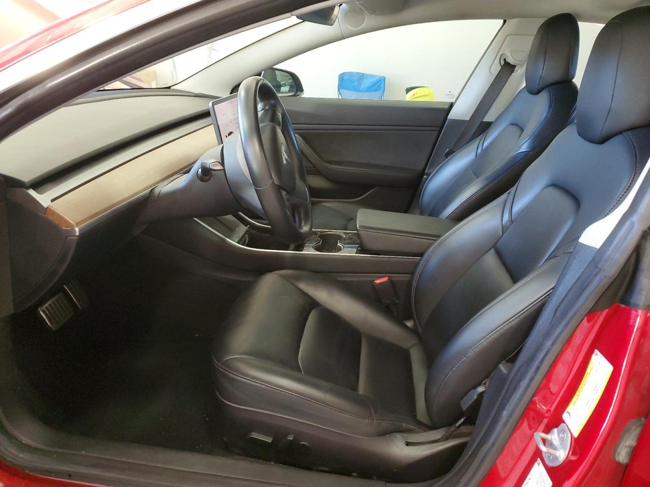 2018 Tesla Model 3 - Фото 7