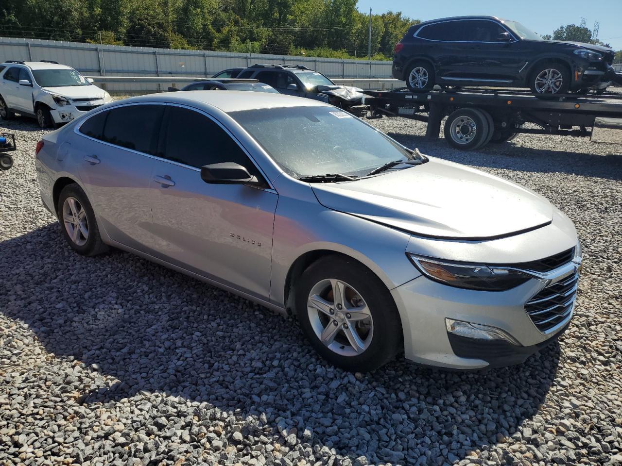2020 Chevrolet Malibu Ls - Image 4