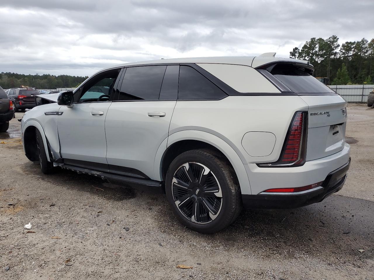 2025 Cadillac Escalade Iq Sport-2 - Фото 2