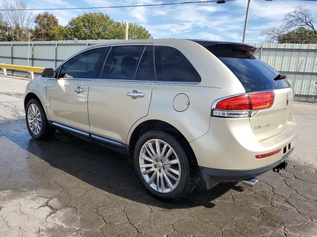 2011 Lincoln Mkx - Фото 2