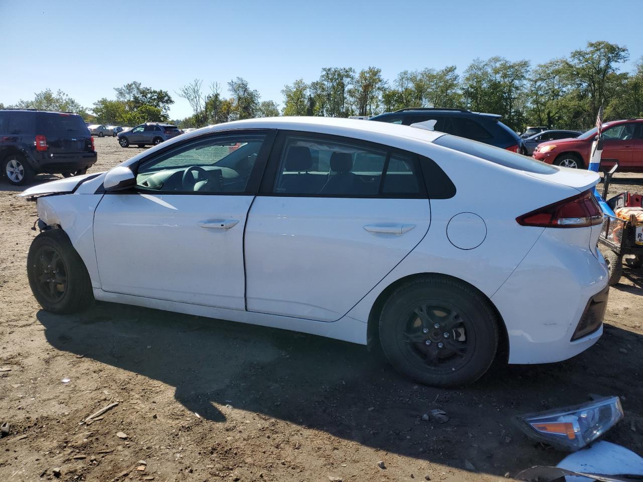 2021 Hyundai Ioniq Blue - Фото 2