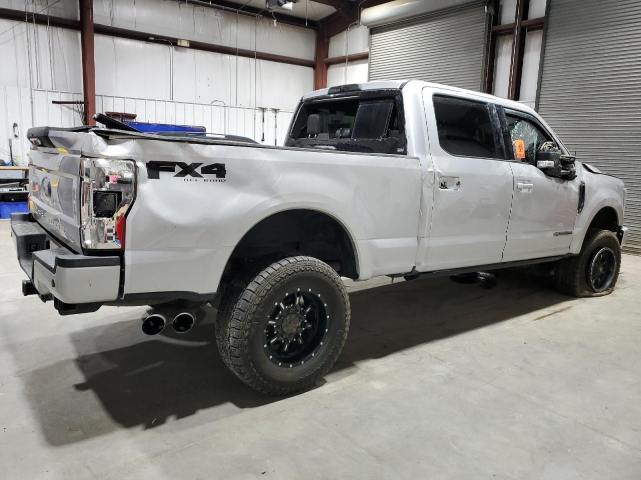 2019 Ford F250 Super Duty - Image 3