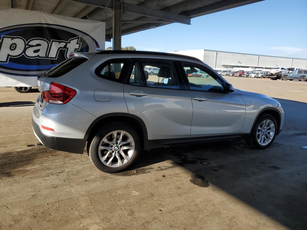 2015 BMW X1 xDrive28I - Фото 3
