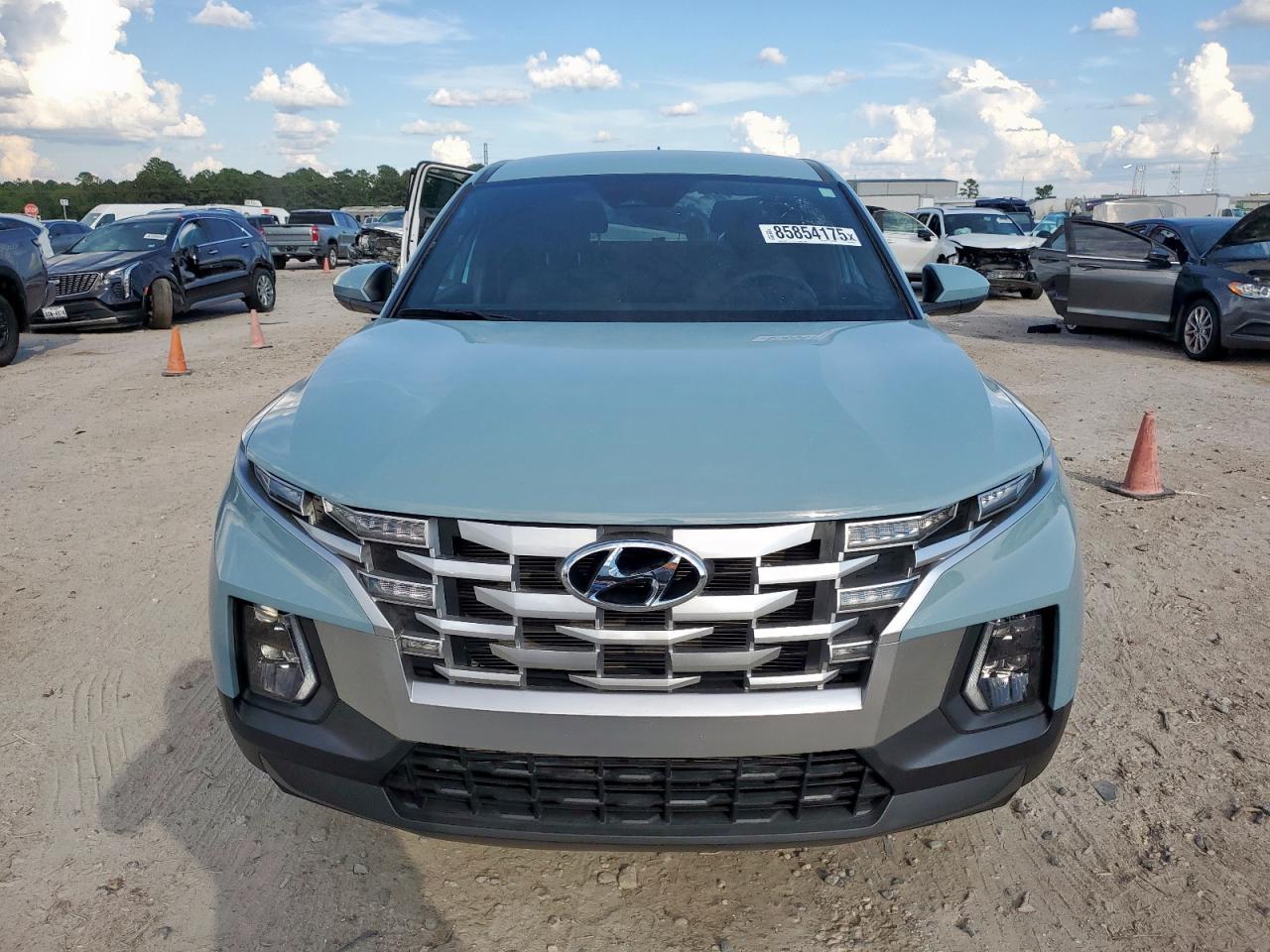 2024 Hyundai Santa Cruz Se - Image 5