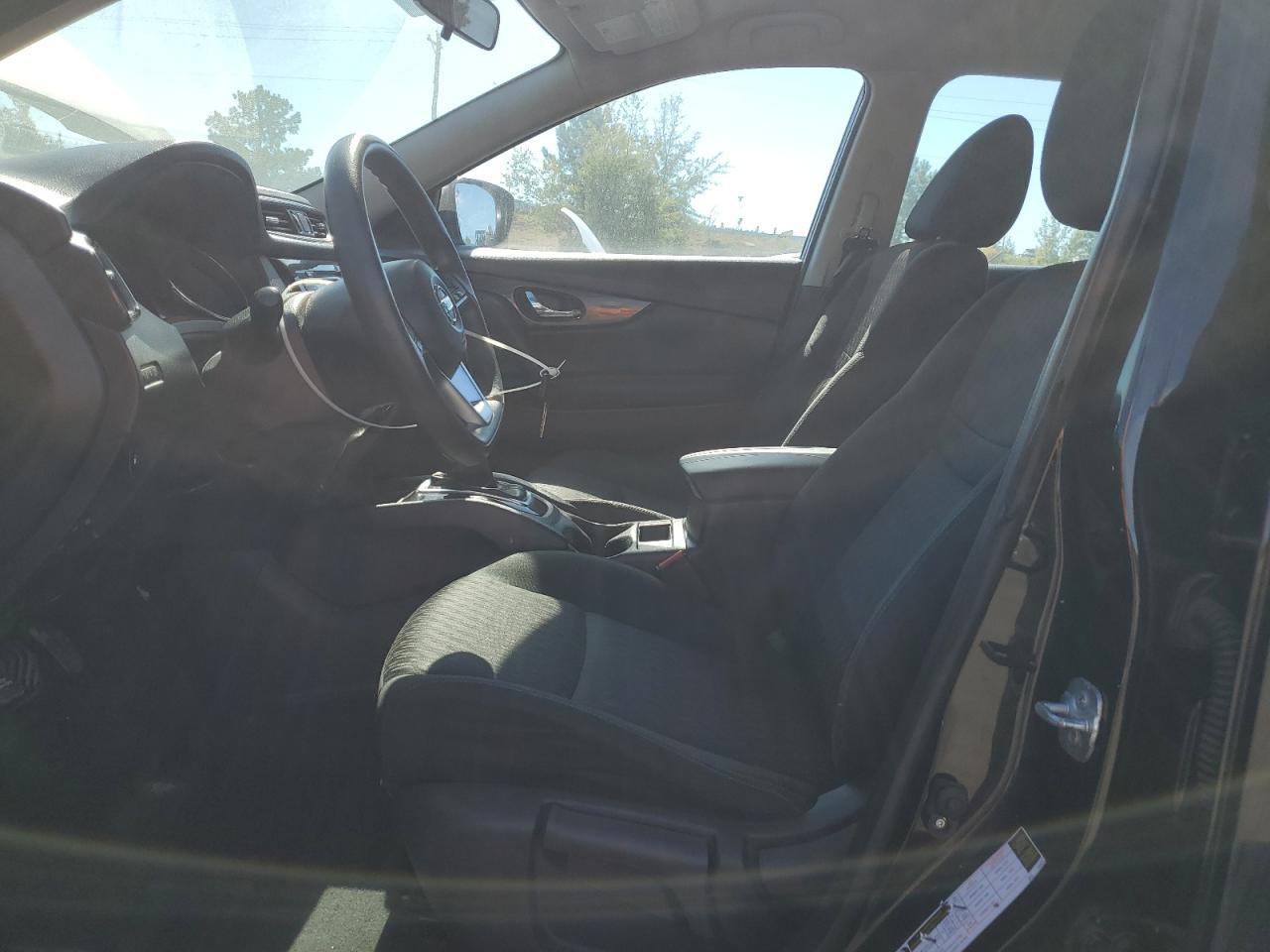 2018 Nissan Rogue S - Image 7