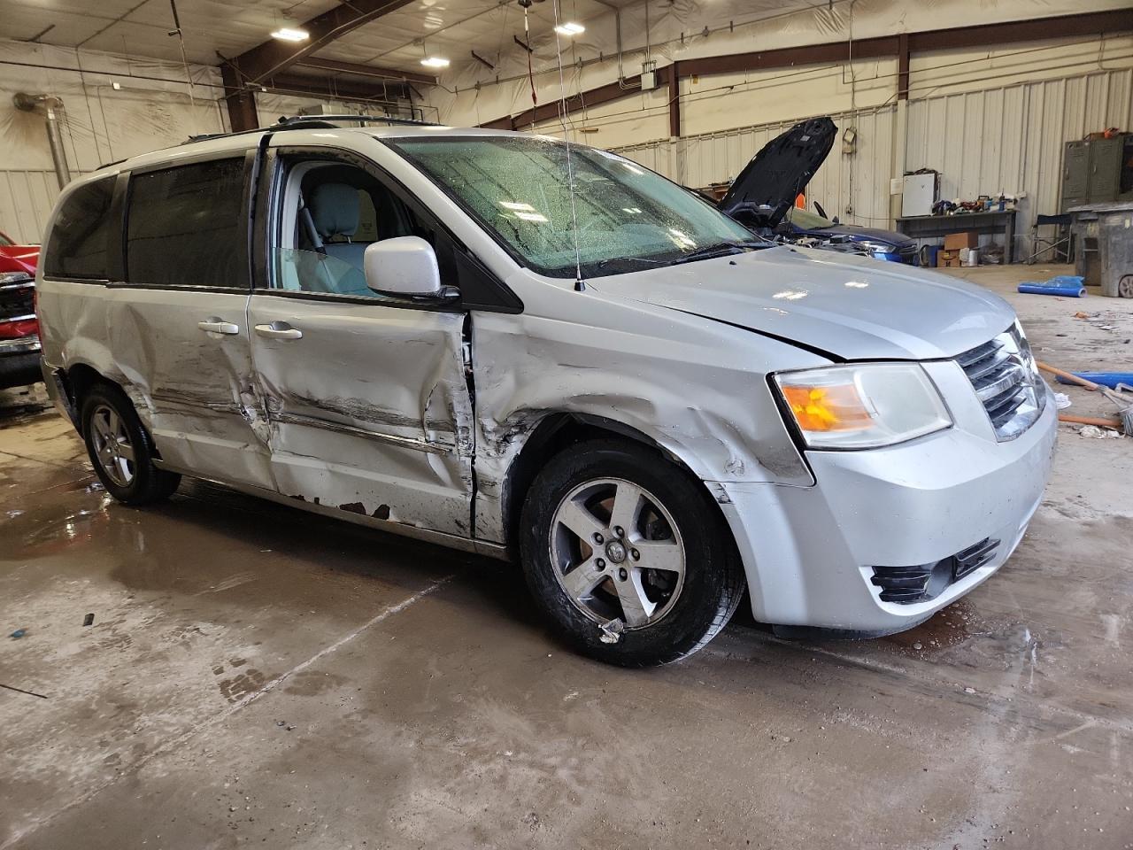 2010 Dodge Grand Caravan Sxt - Фото 4