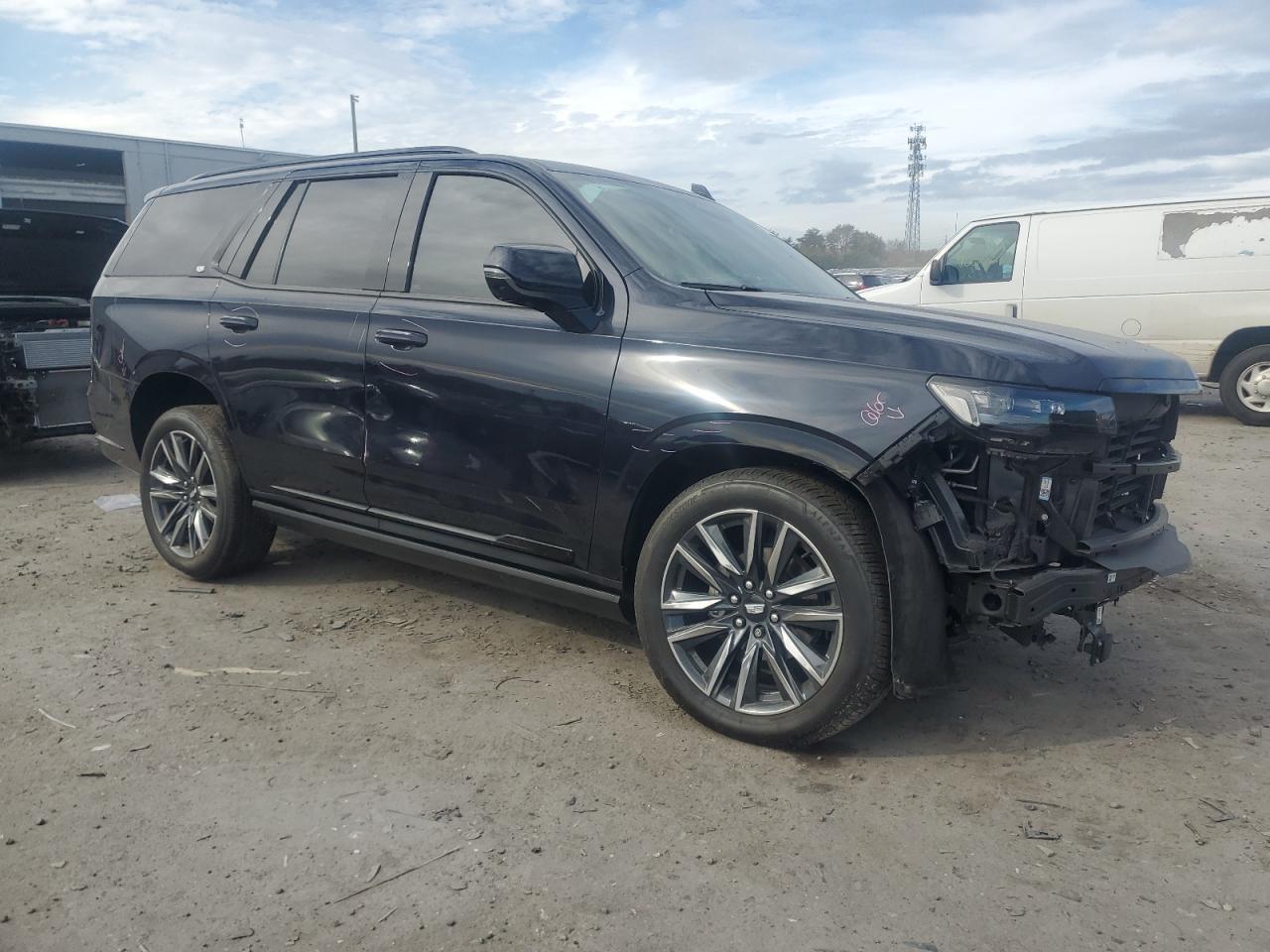 2022 Cadillac Escalade Sport - Image 4