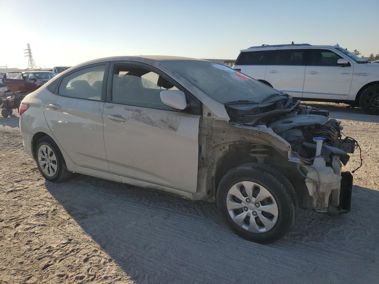 2016 Hyundai Accent Se - Image 4