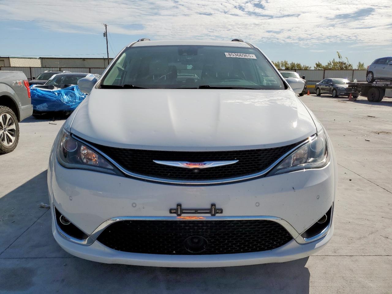 2019 Chrysler Pacifica Touring L - Фото 5