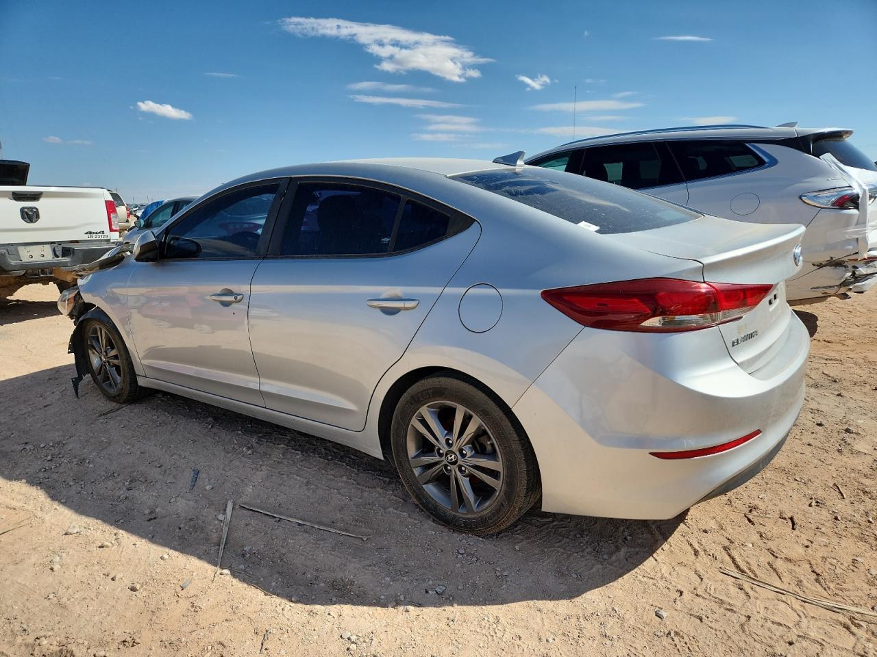 2018 Hyundai Elantra Sel - Image 2