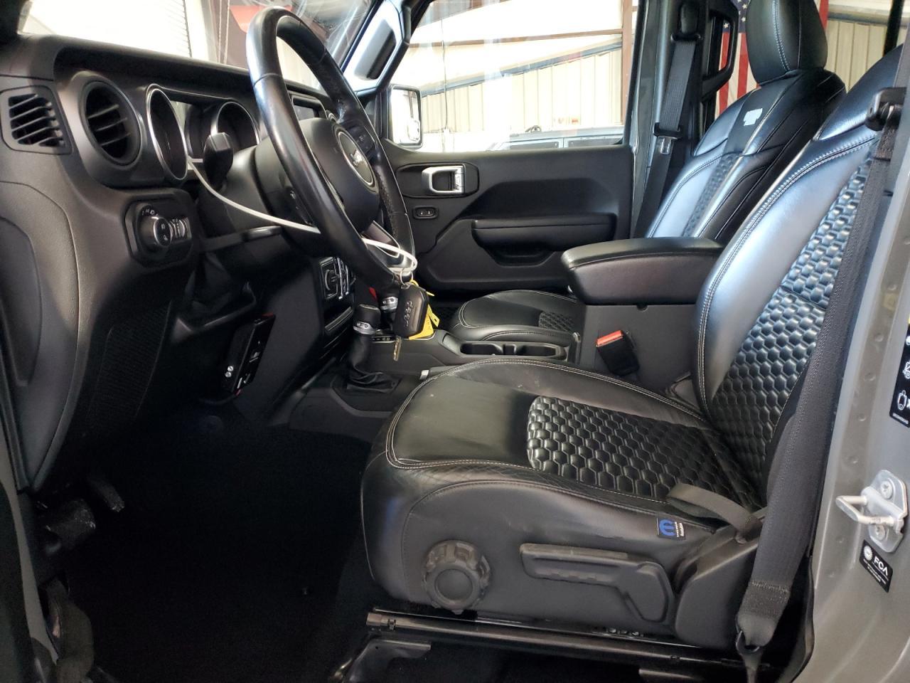 2021 Jeep Gladiator Sport - Фото 7