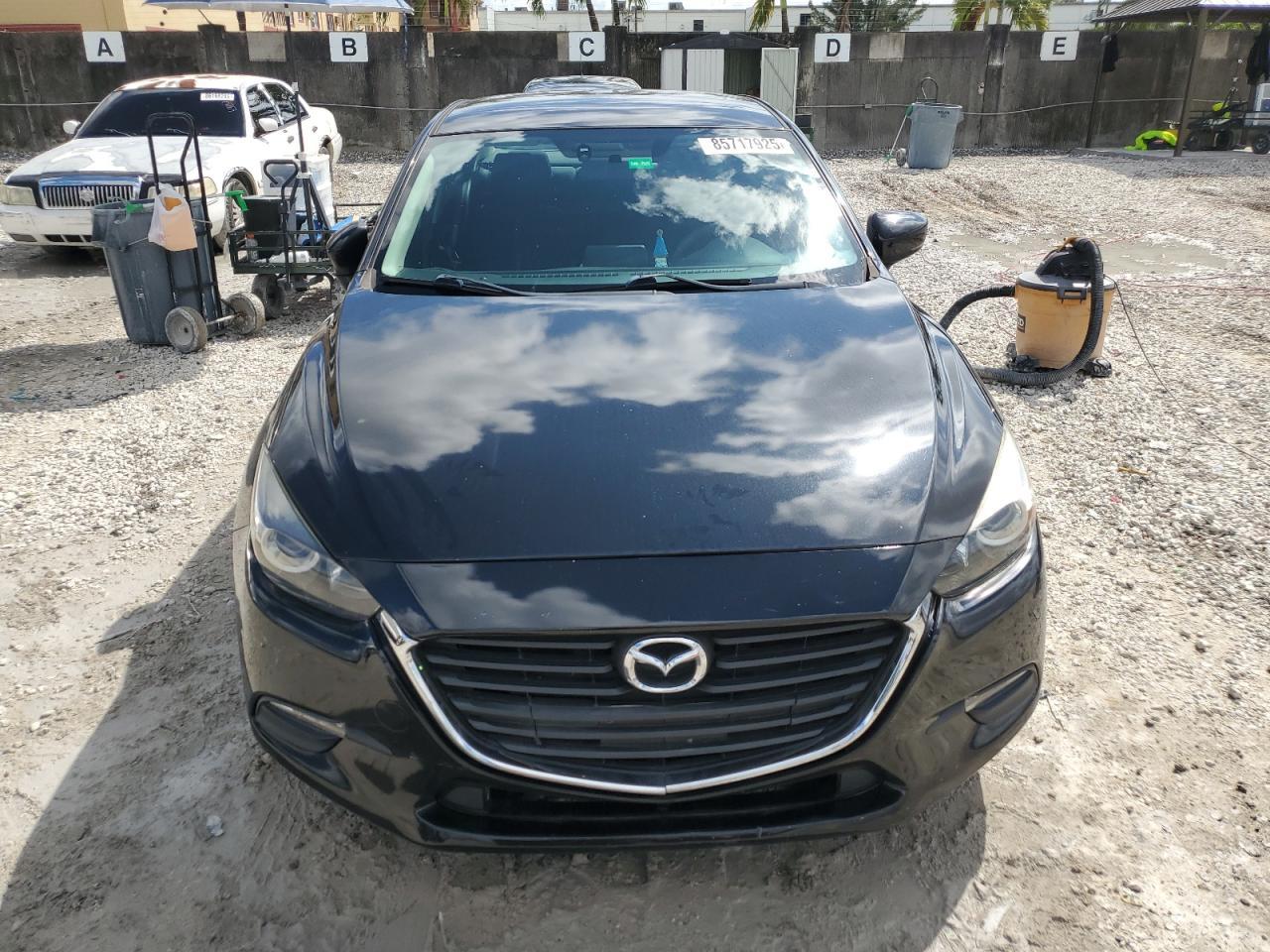 2017 Mazda 3 Sport - Фото 5