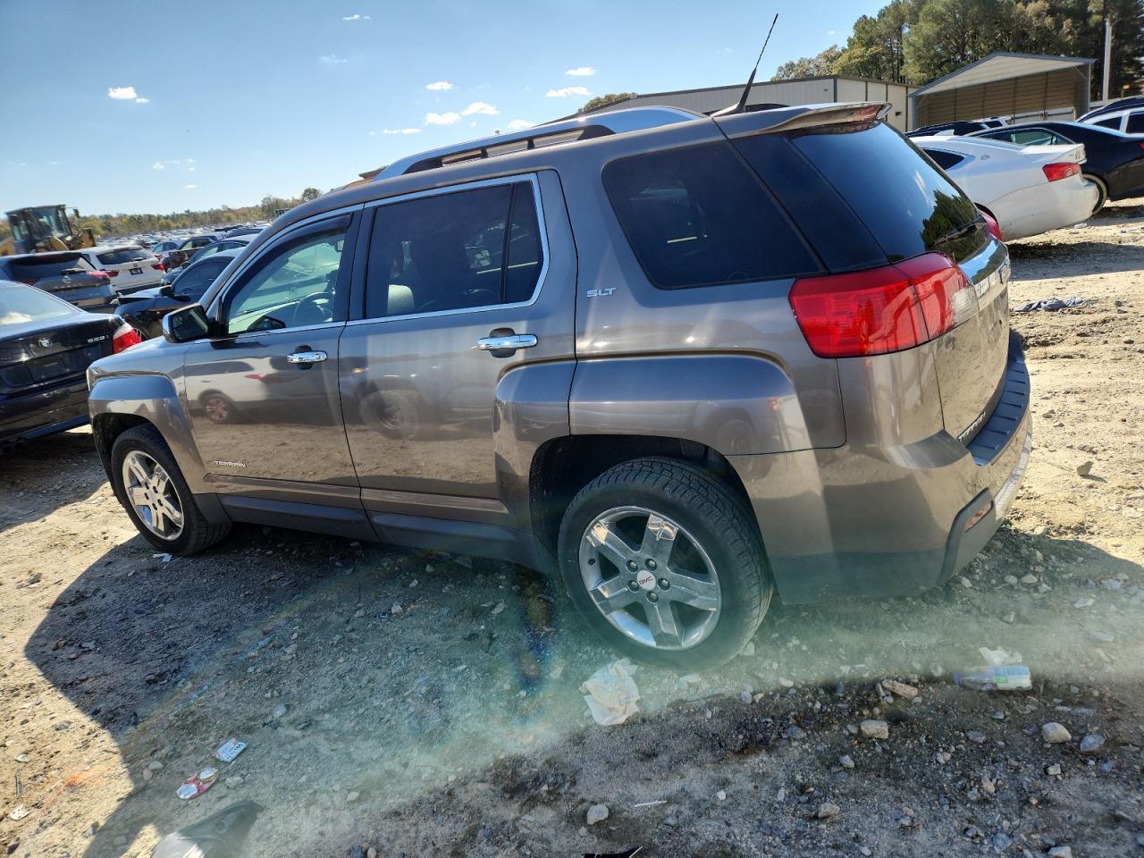 2012 GMC Terrain Slt - Image 2