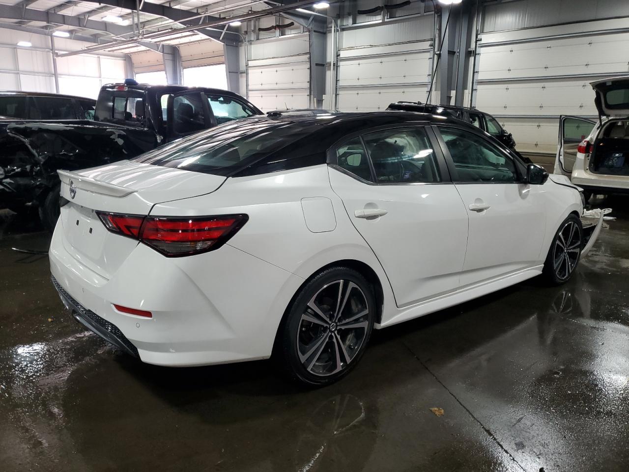 2020 Nissan Sentra Sr - Фото 3