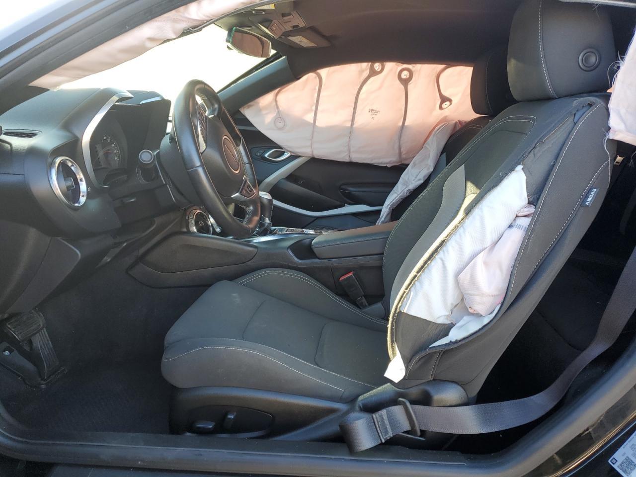 2021 Chevrolet Camaro Ls - Фото 7