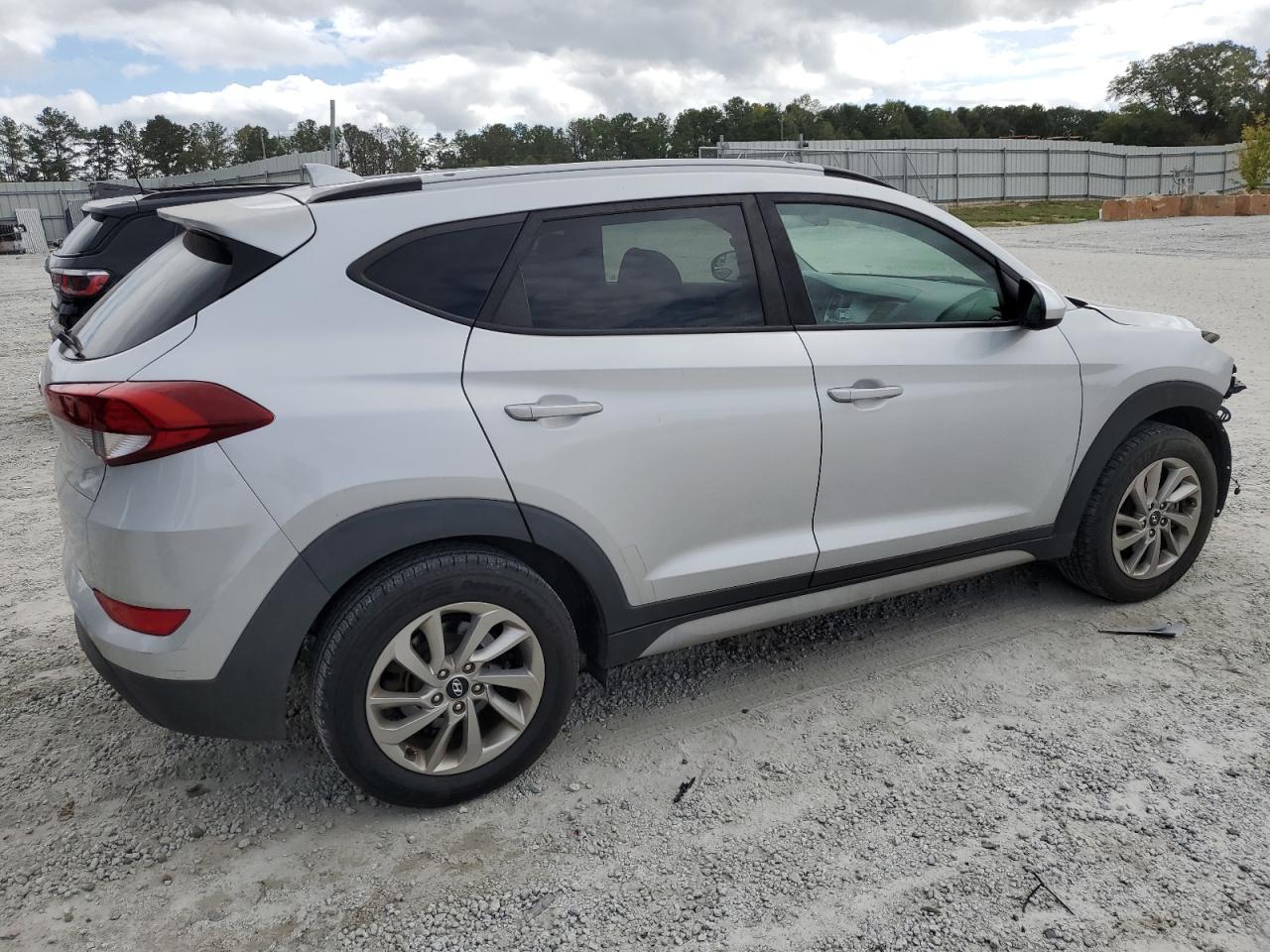 2018 Hyundai Tucson Sel - Фото 3