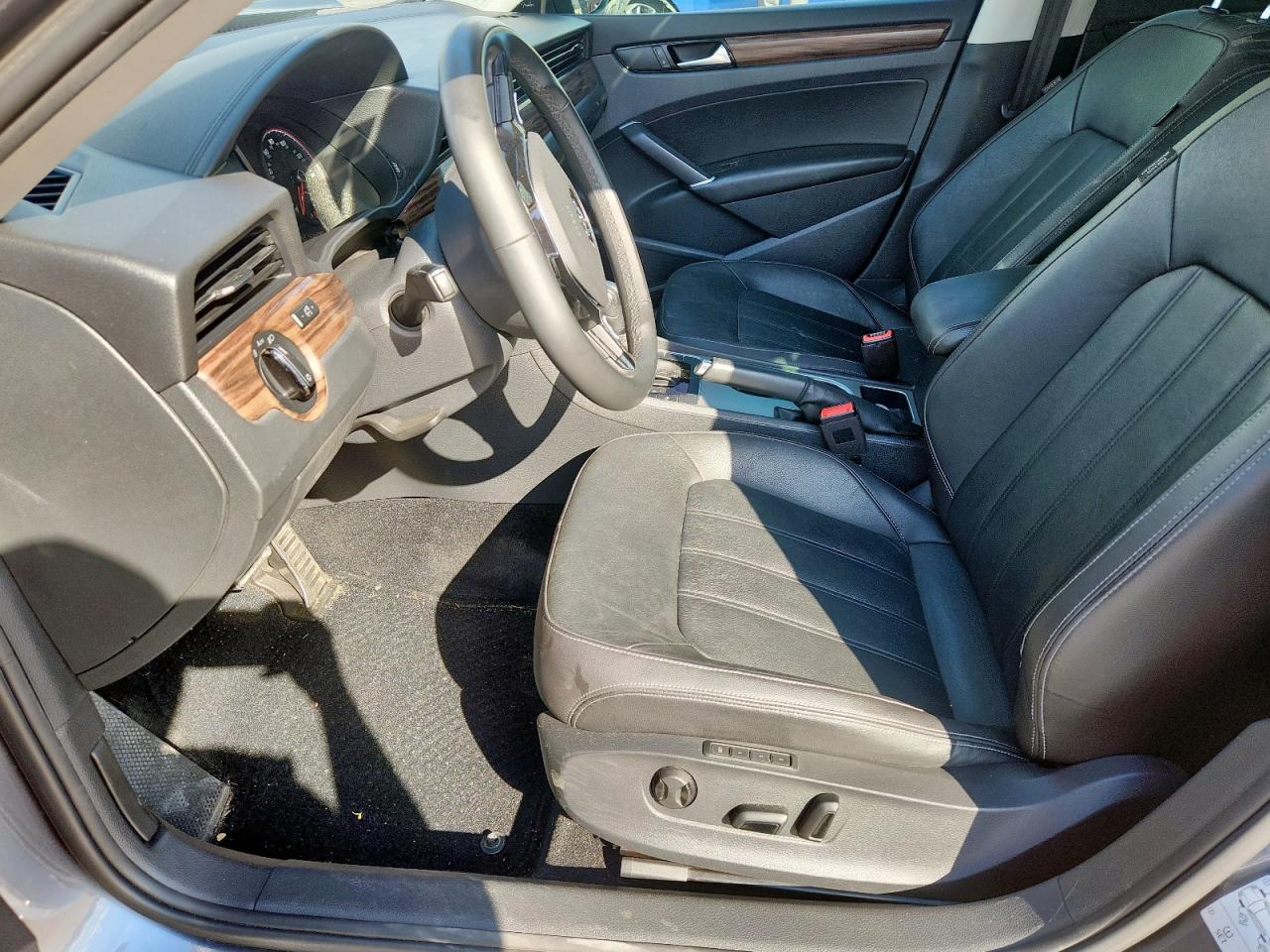 2022 Volkswagen Passat Limited Edition - Image 7