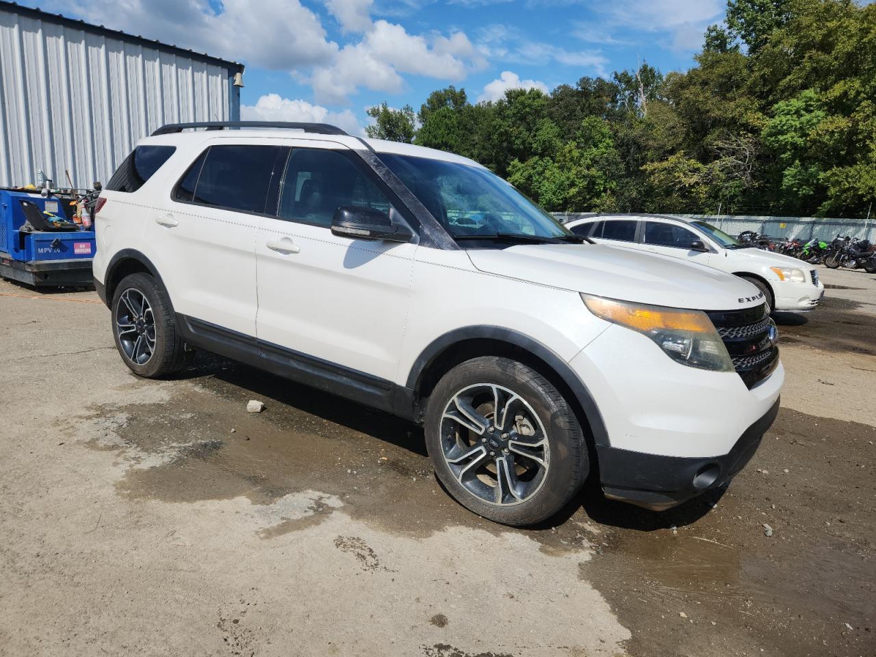 2015 Ford Explorer Sport - Image 4