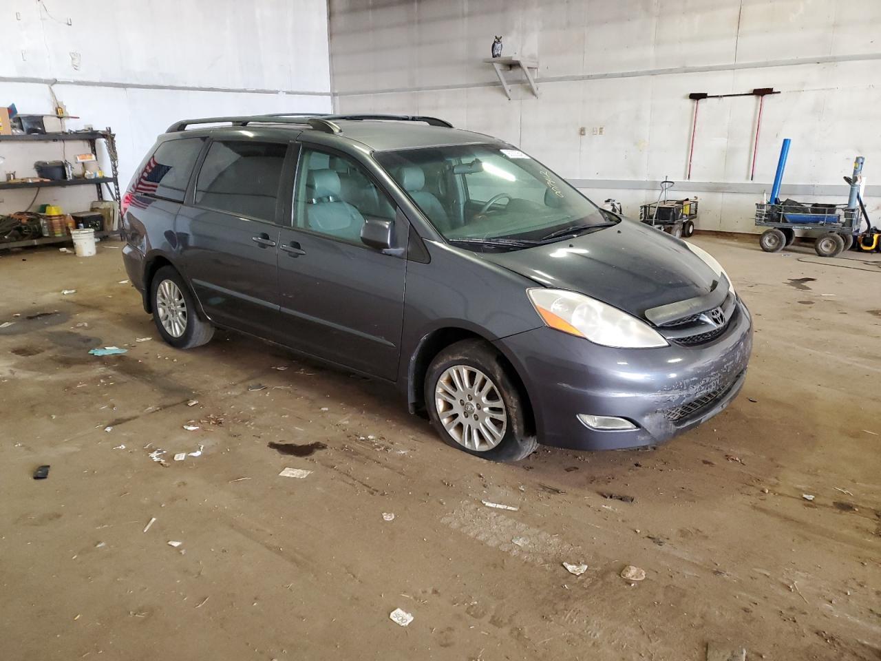 2007 Toyota Sienna Xle - Фото 4
