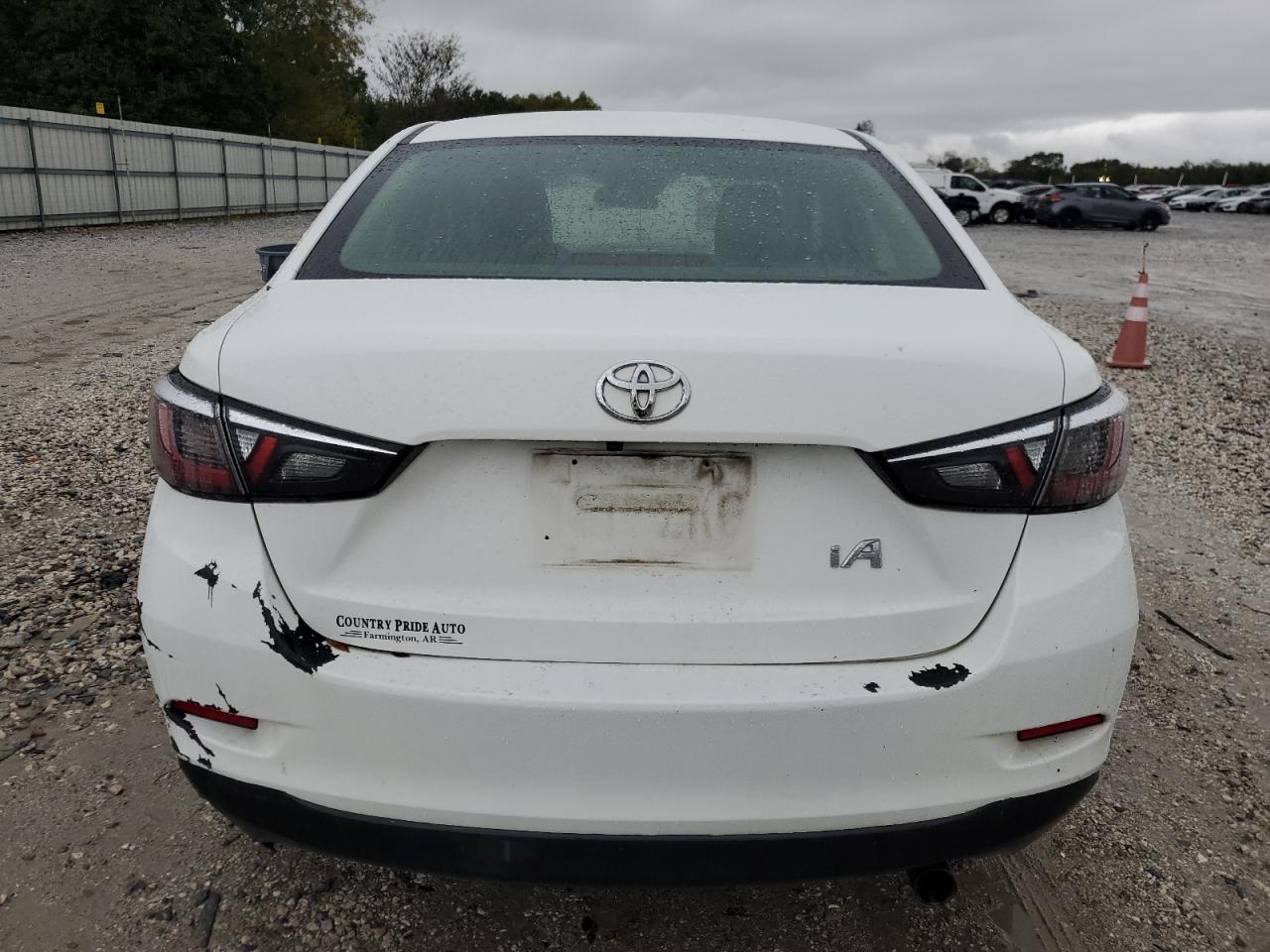 2018 Toyota Yaris Ia - Фото 6