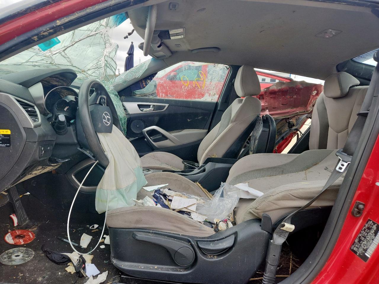 2014 Hyundai Veloster - Фото 7