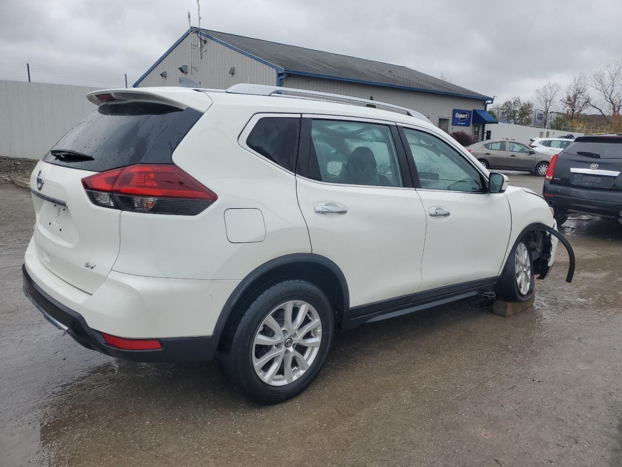 2018 Nissan Rogue S - Фото 3