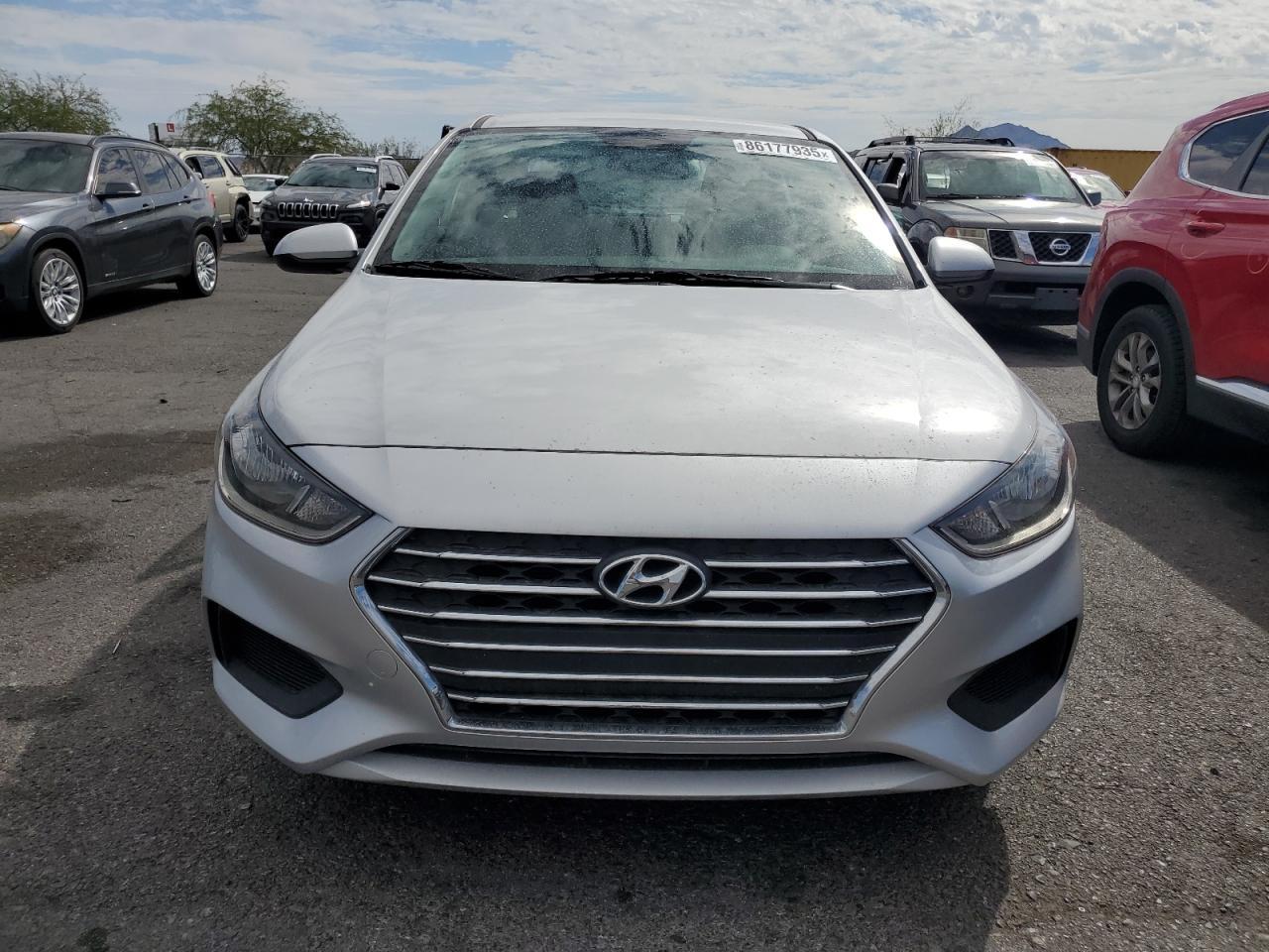 2022 Hyundai Accent Se - Image 5