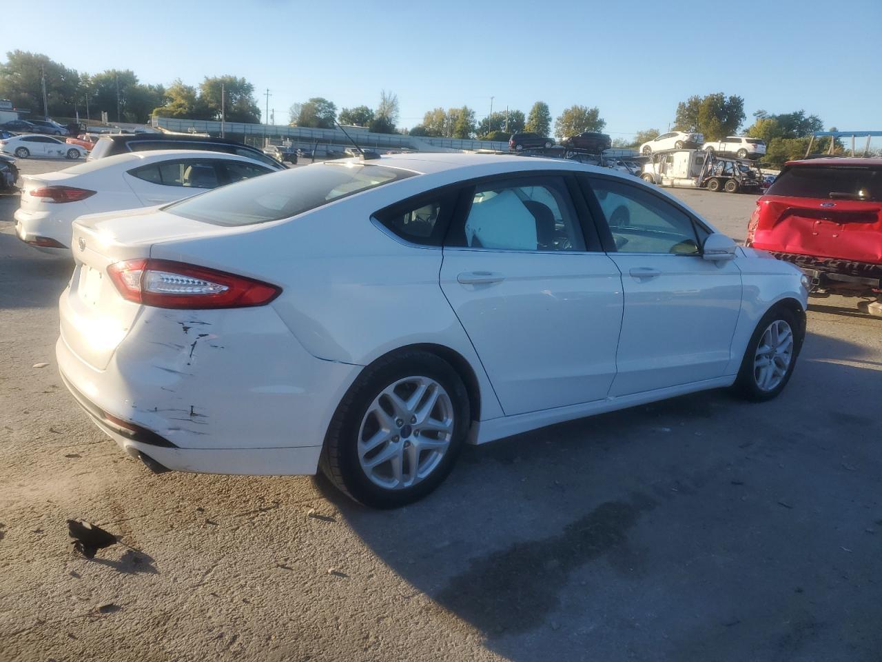 2015 Ford Fusion Se - Фото 3