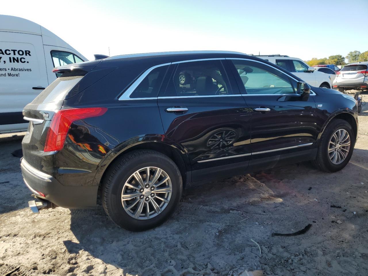 2018 Cadillac Xt5 Luxury - Image 3