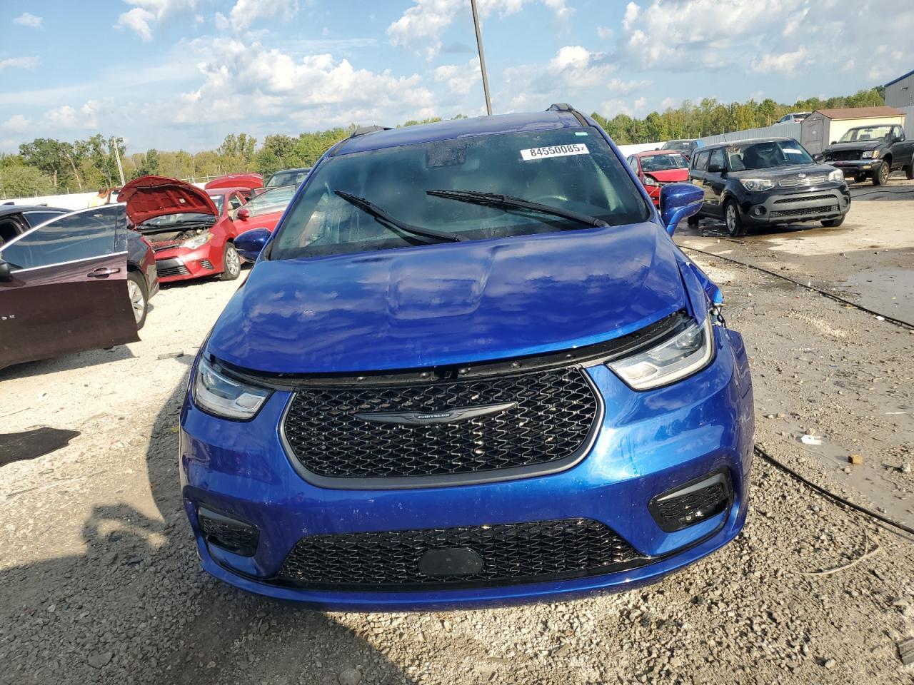 2021 Chrysler Pacifica Touring - Фото 5