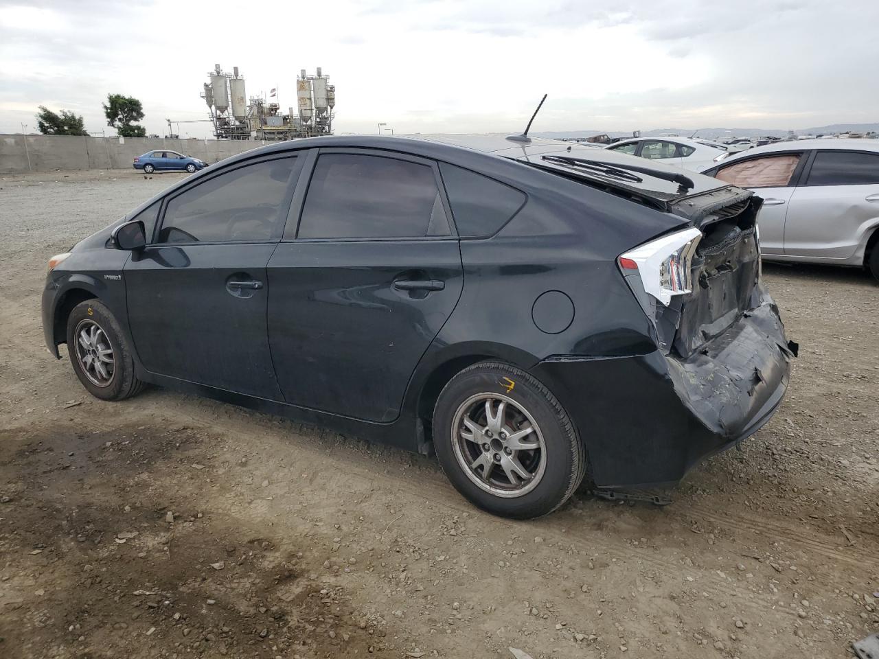 2011 Toyota Prius - Image 2