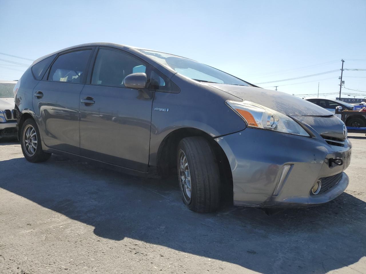 2012 Toyota Prius V - Фото 4