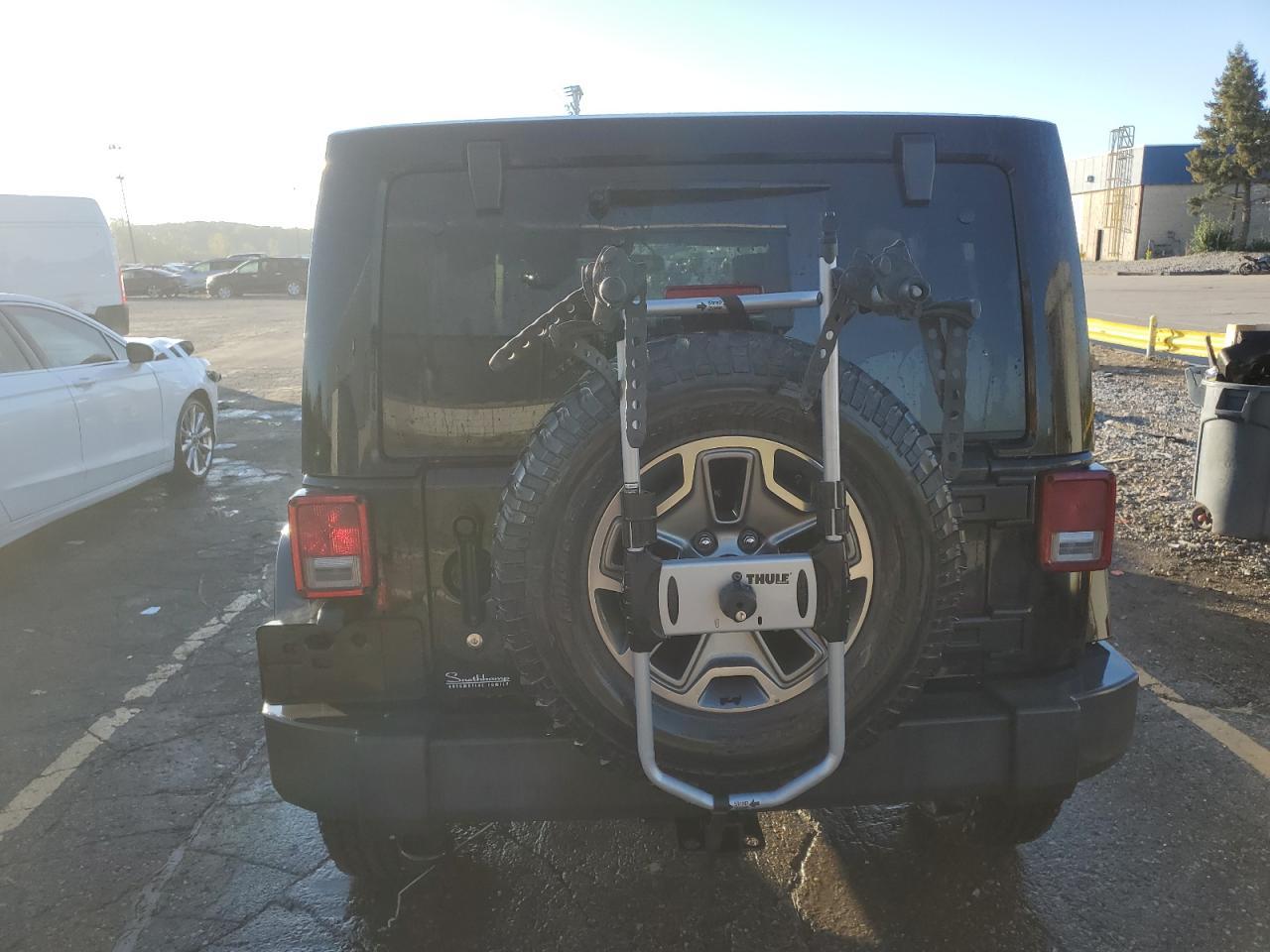 2015 Jeep Wrangler Unlimited Rubicon - Фото 6