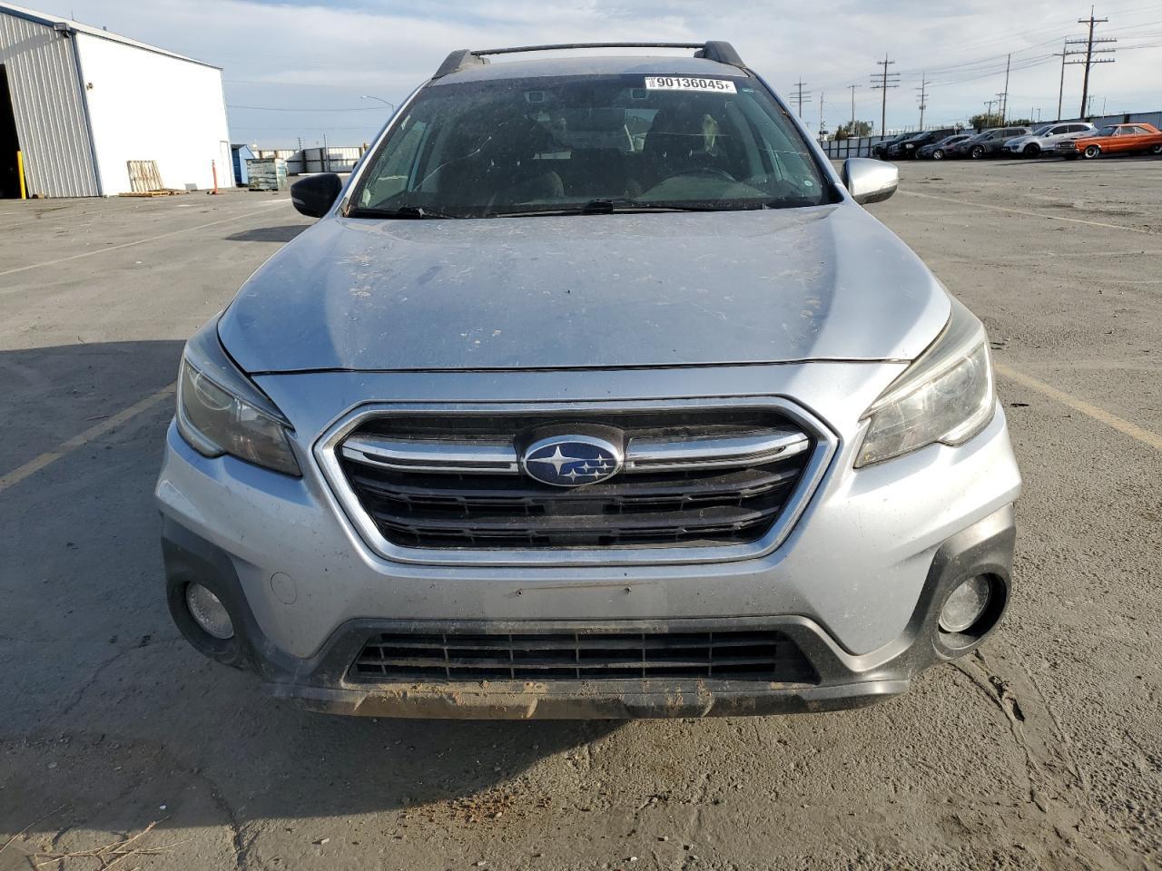 2019 Subaru Outback 2.5I Premium - Фото 5