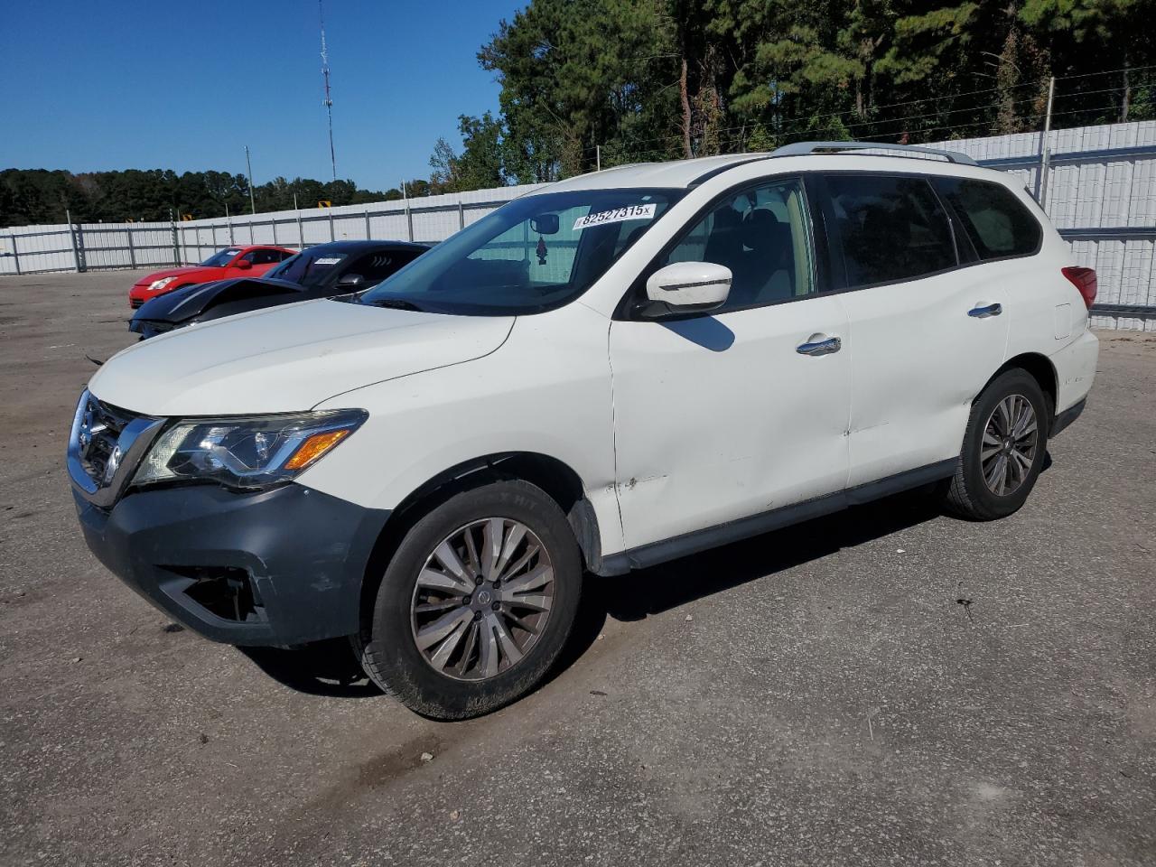 2020 Nissan Pathfinder Sv