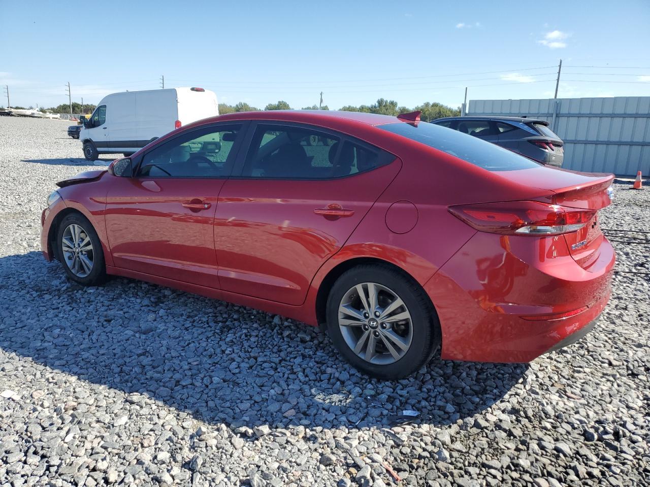 2018 Hyundai Elantra Sel - Фото 2