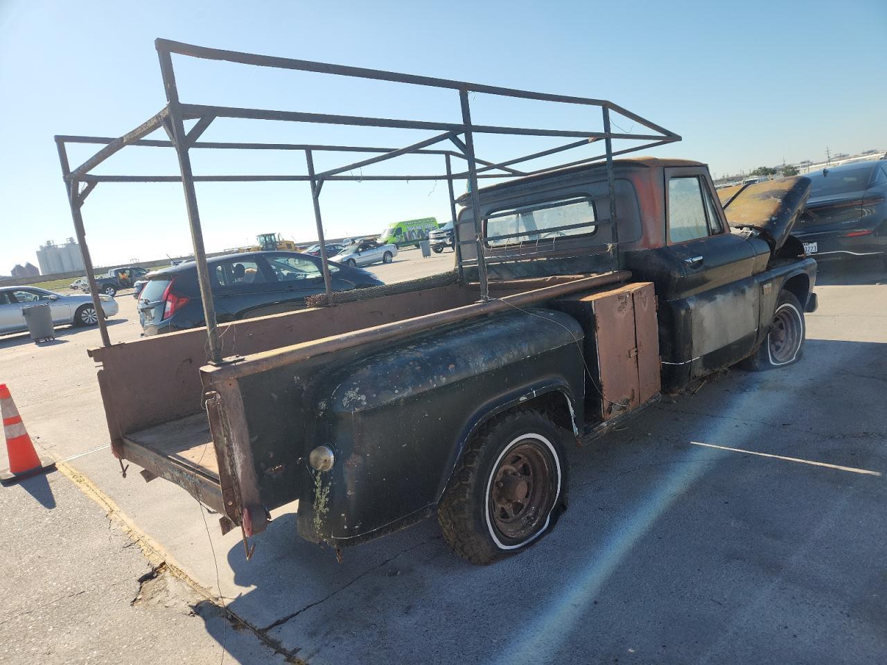 1996 Chevrolet C/K 10 Ser - Фото 3