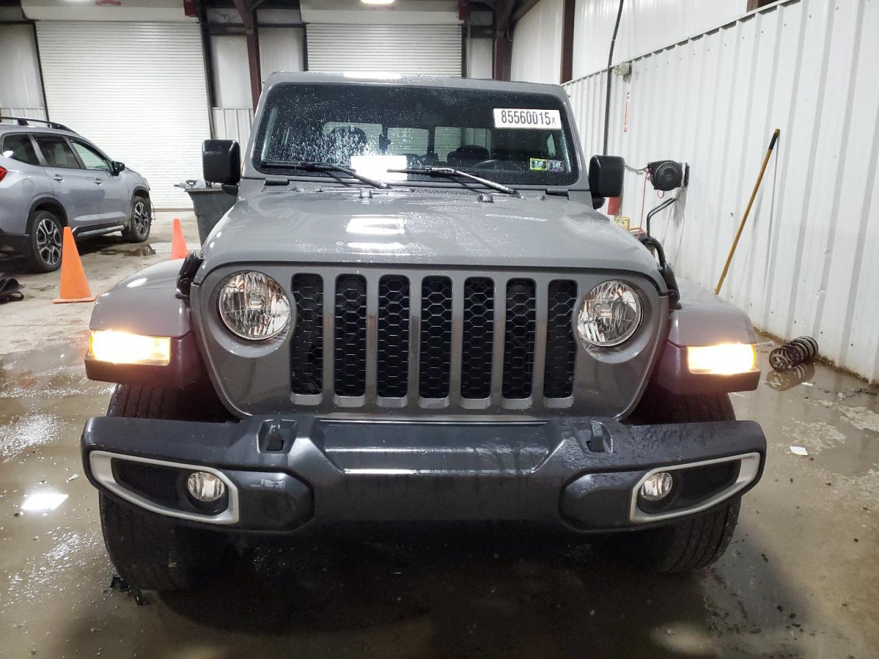 2021 Jeep Gladiator Sport - Фото 5