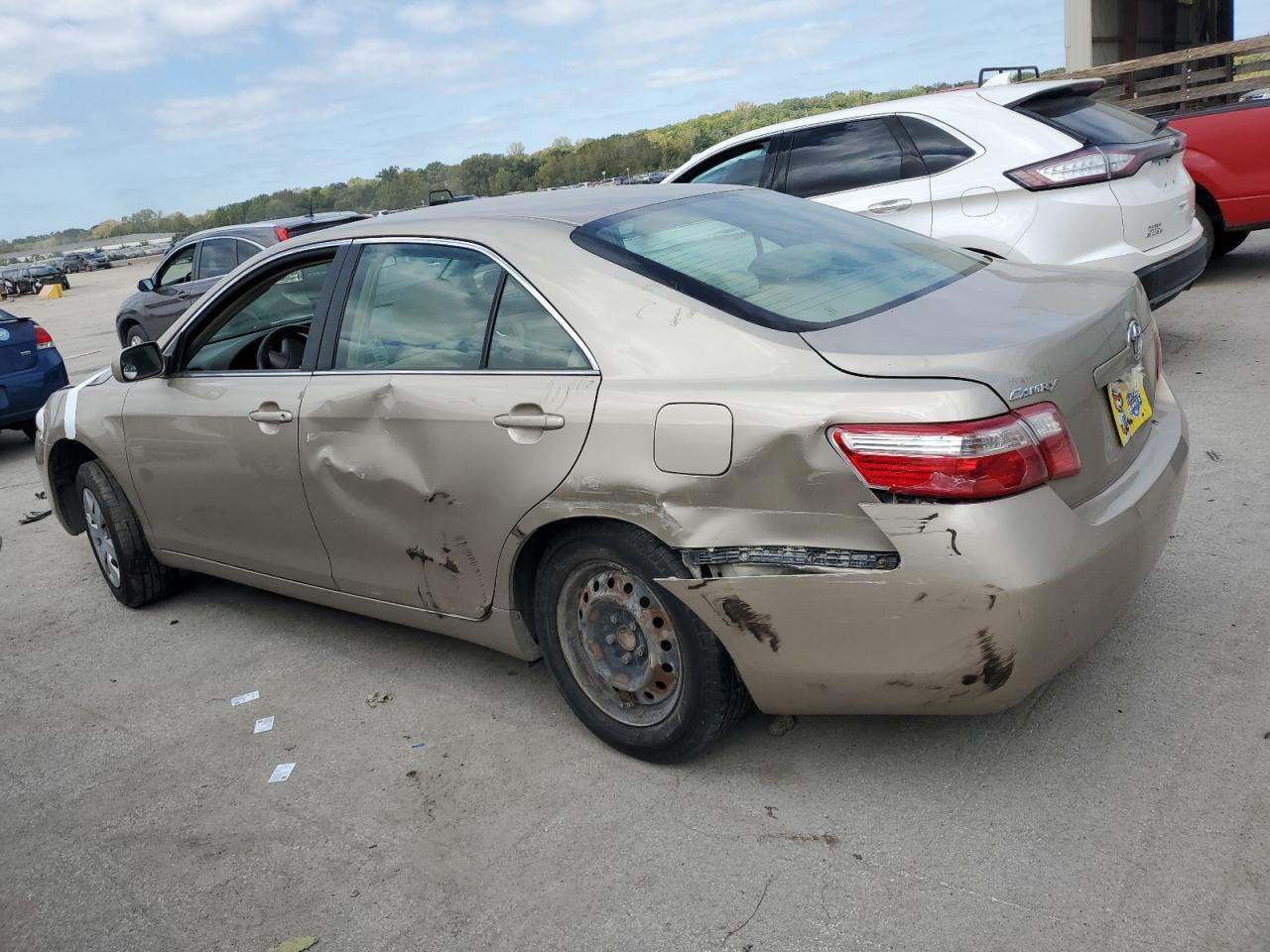 2007 Toyota Camry Le - Фото 2
