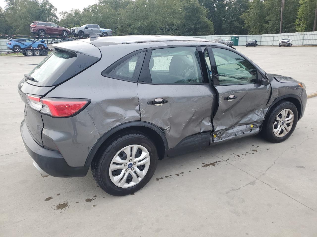 2021 Ford Escape S - Фото 3