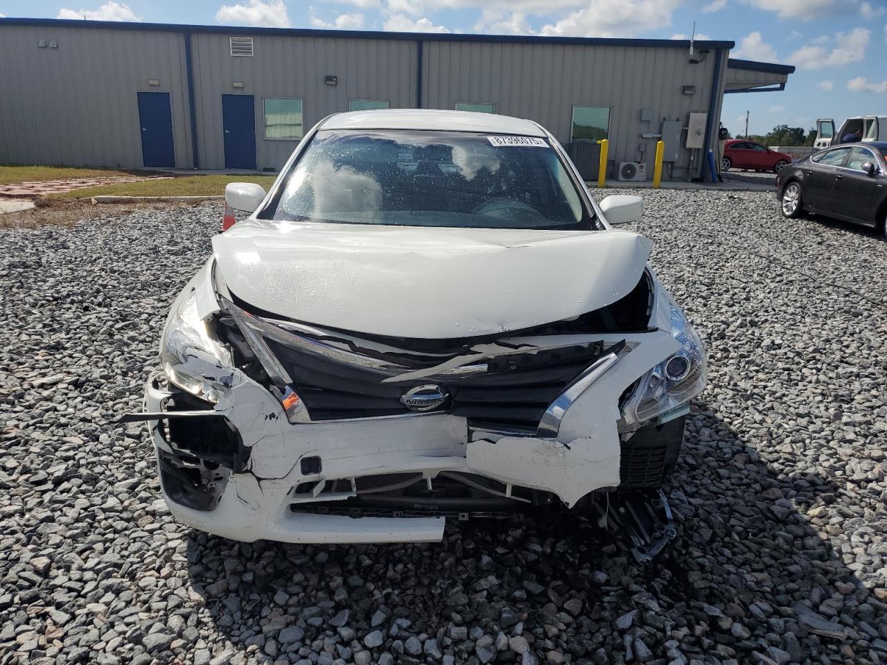 2015 Nissan Altima 2.5 - Image 5