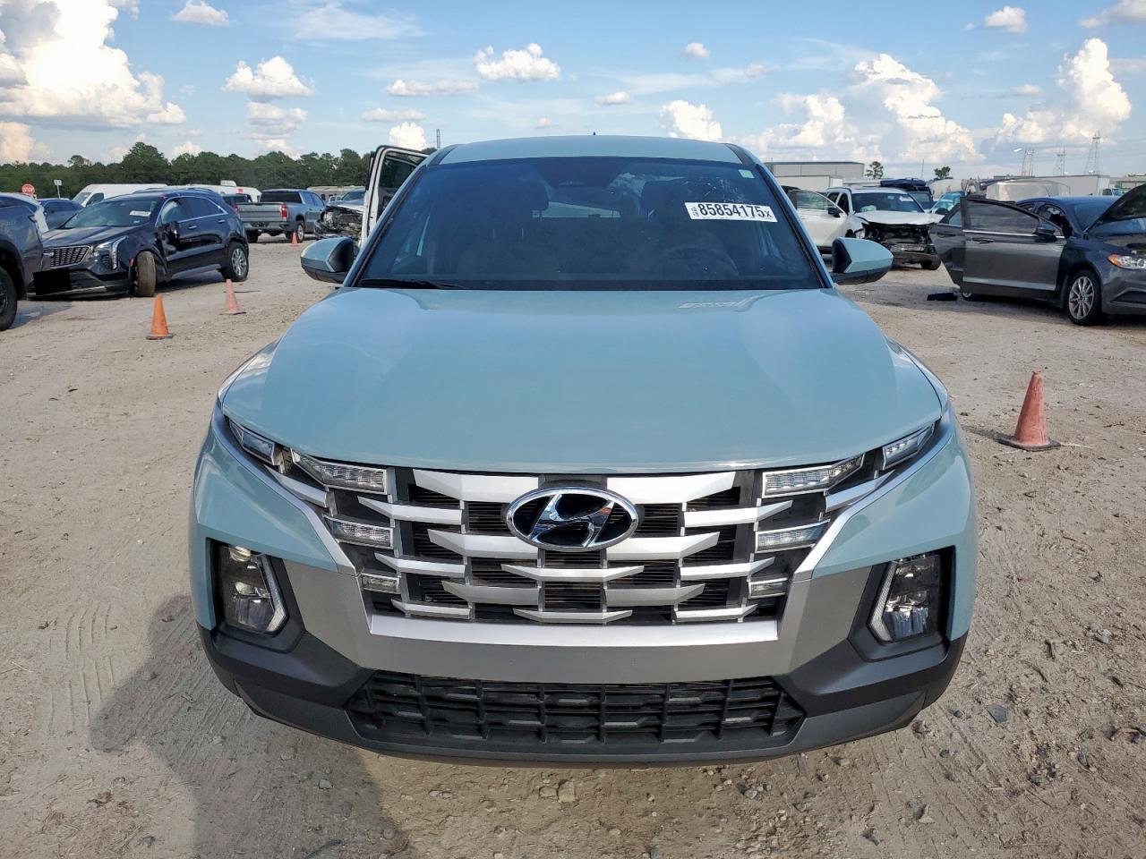2024 Hyundai Santa Cruz Se - Image 6