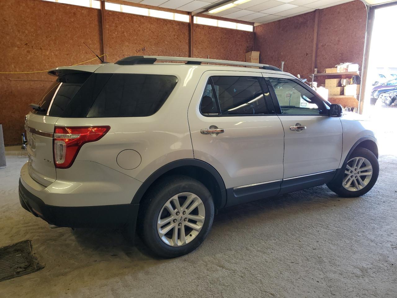 2013 Ford Explorer Xlt - Фото 3