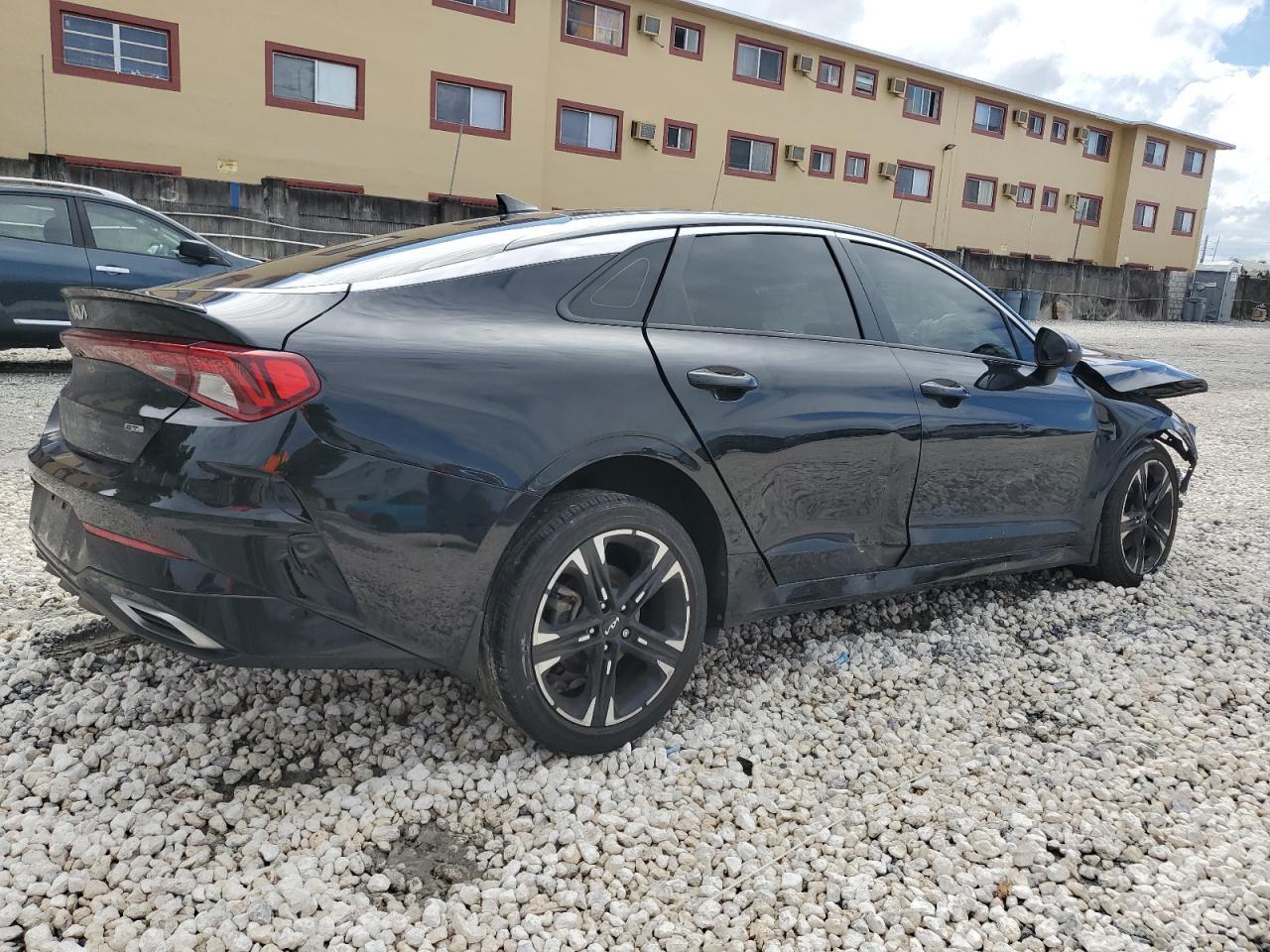 2023 Kia K5 Gt Line - Image 3